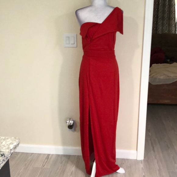 One shoulder high slit gown Fits 6-8 - Picture 5 of 8